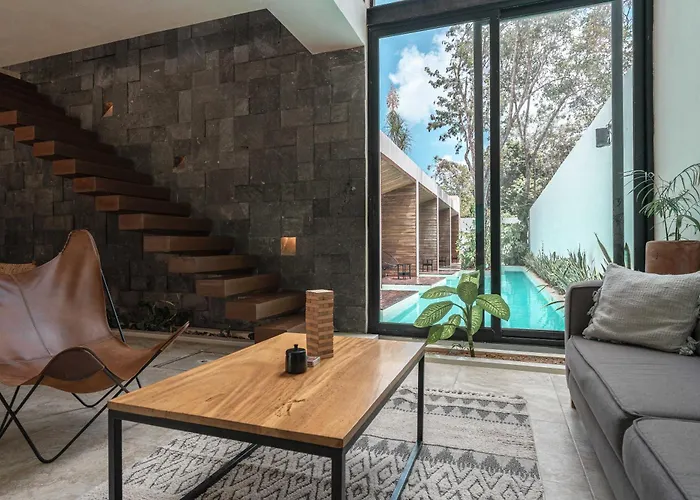 Waterhouse Deluxe Private Pool 10 Pax