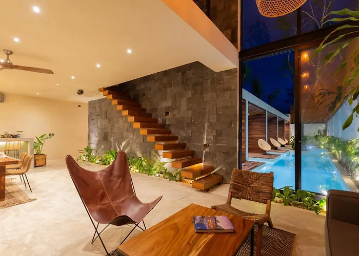 Waterhouse Deluxe Private Pool 10 Pax Villa