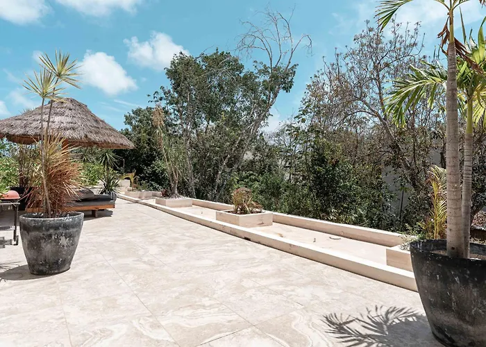 Waterhouse Deluxe Private Pool 10 Pax Villa *