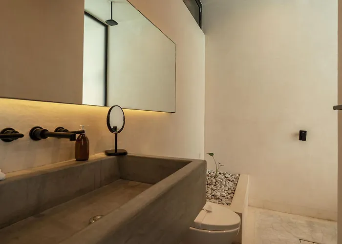 Waterhouse Deluxe Private Pool 10 Pax Villa *